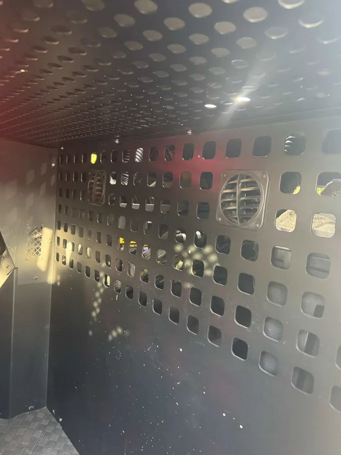 k9 vehicle cage