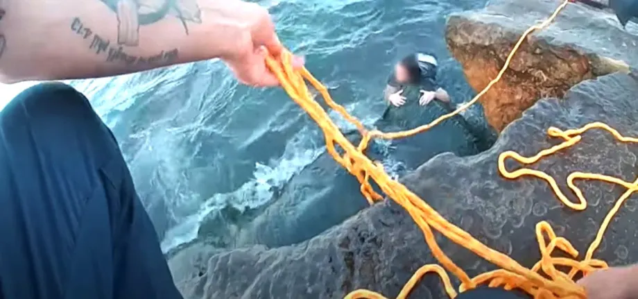 WI Officer Pulls Woman to Safety After She Jumps in Lake Michigan