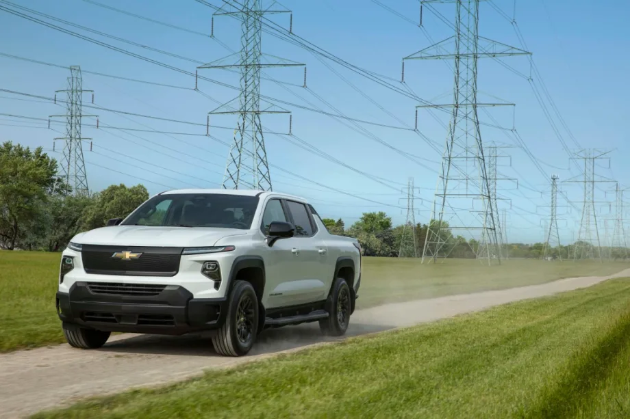 GM Ups Capability on Chevrolet Silverado EV WT