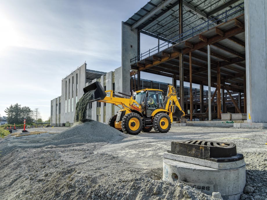 A JCB BHL 4CX PRO