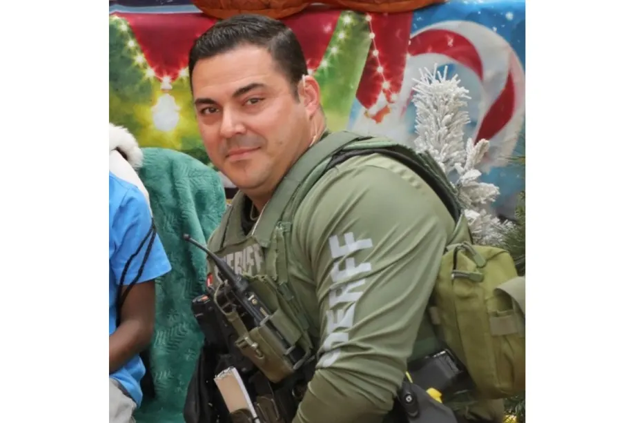 Florida Deputy Killed by Rifle Wielding Suspect at Traffic Stop
