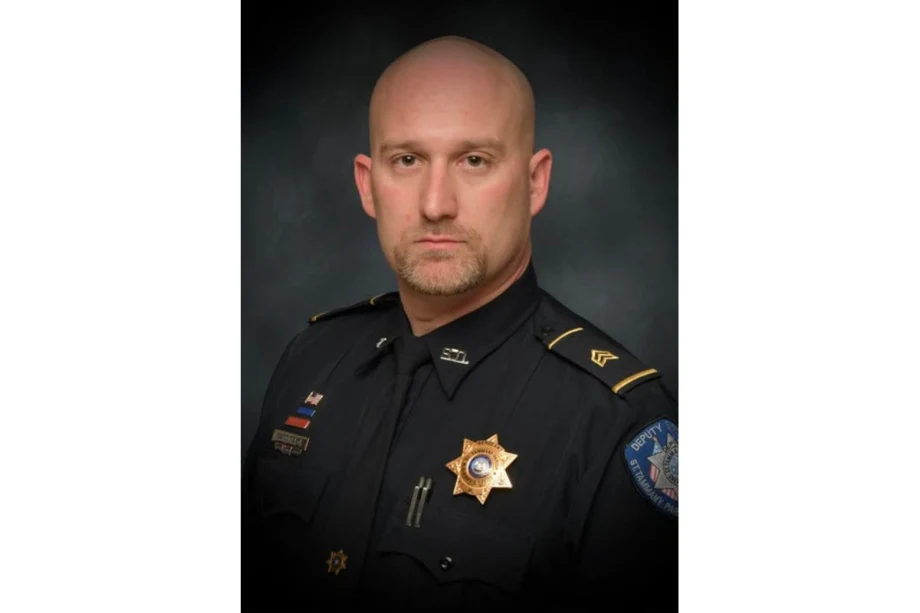 Louisiana Sheriff’s Sergeant Killed Deploying Spike Strips
