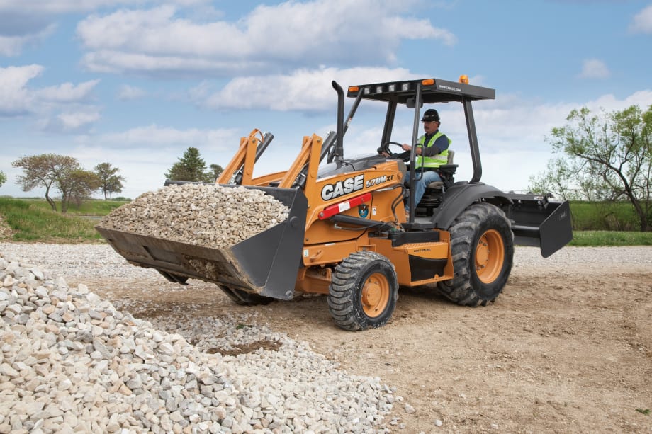 570N XT Loader/Tool Carrier