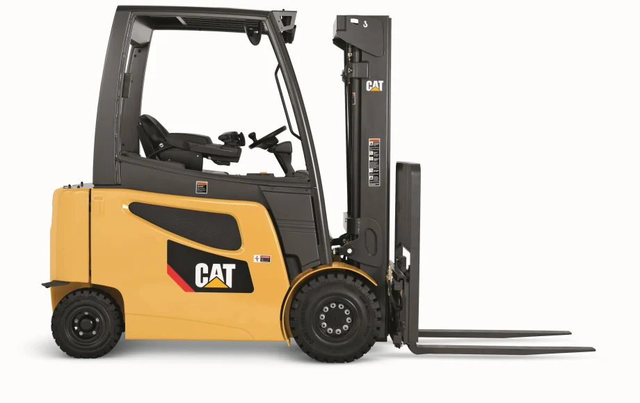 2EPC5000 – 2EP6500 Series Mid-Sized Electric Pneumatic Tire Lift Trucks