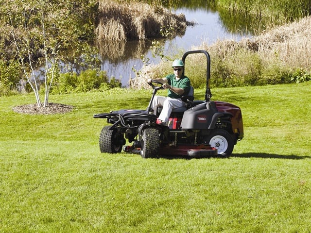 Groundsmaster 360 Quad Steer Rotary Mower