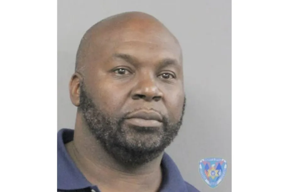 Murder Suspect Escapes by Pepper Spraying Deputy, Stealing Transport Vehicle