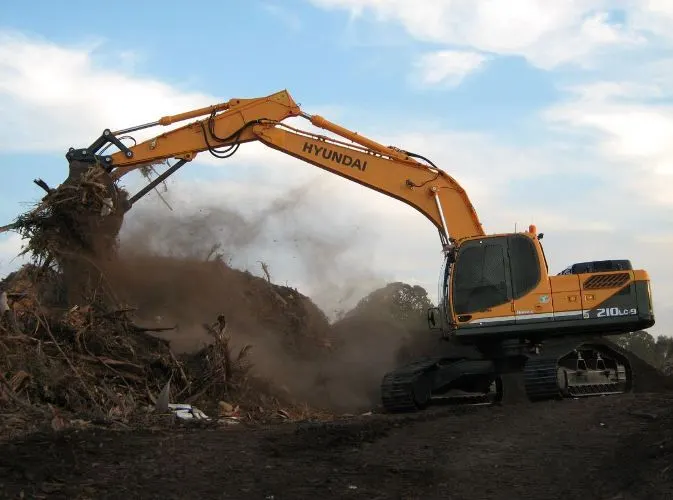 R210LC-9 Crawler Excavator