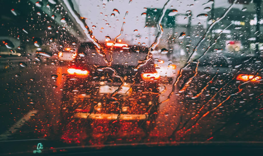 Leveraging AI with Dash Cam Video for Fleet Safety and Operational Insight