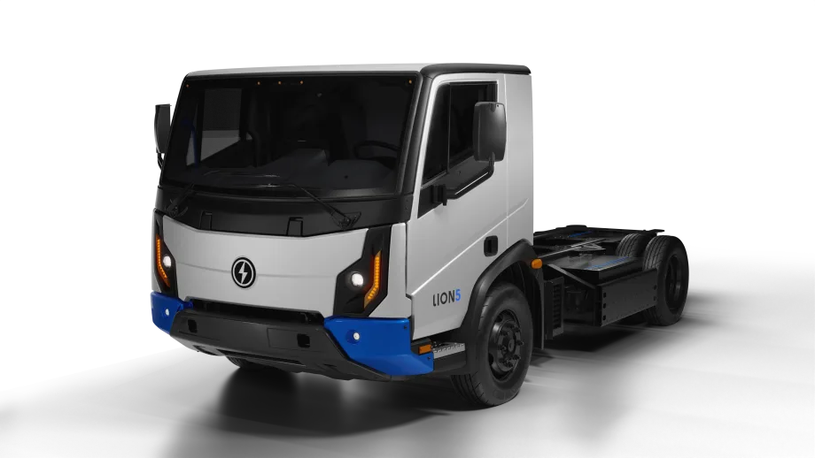 Lion5 Medium-Duty Electric Truck Unveiled