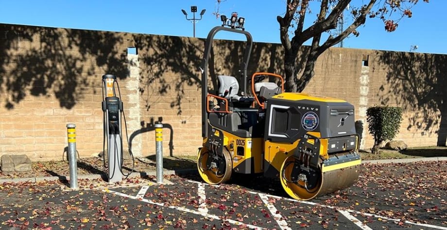 California County Adds First Volvo Electric Compactor to Fleet